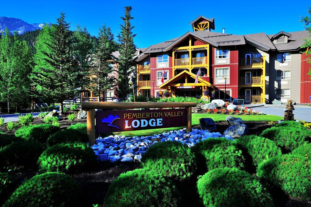 Pemberton Valley Lodge Buitenkant foto