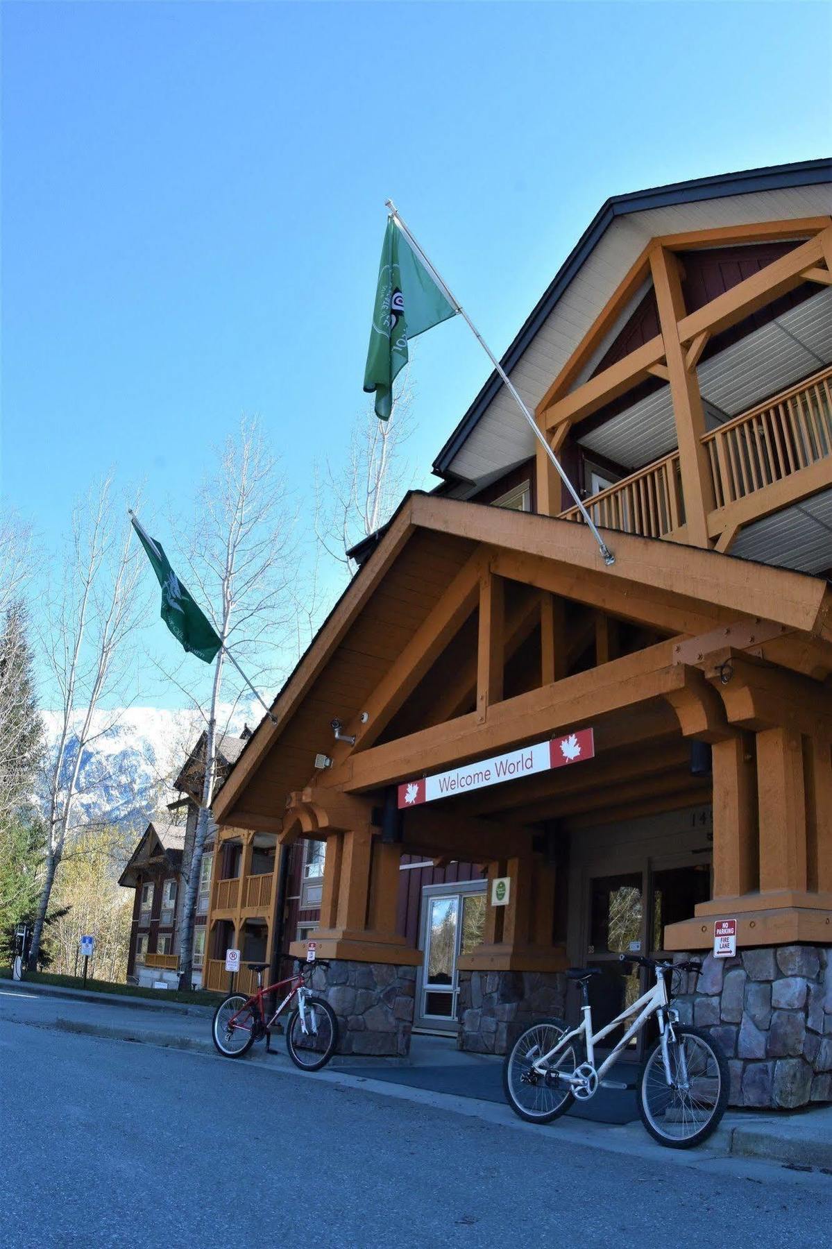 Pemberton Valley Lodge Buitenkant foto